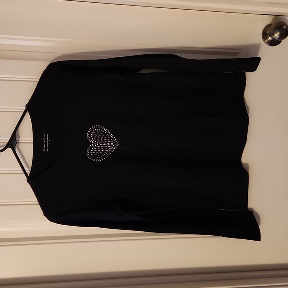Black longsleeve shirt with rhinestone heart - Picture 3 of 6